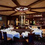 Newport Bay Club Hotell 4*