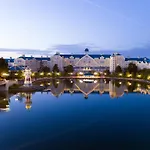 Newport Bay Club