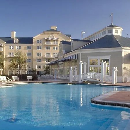 Newport Bay Club Chessy (Seine-et-Marne)
