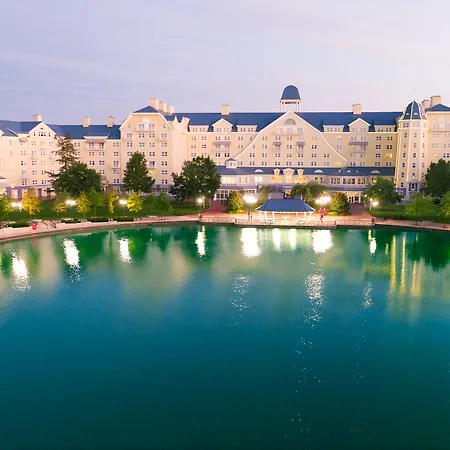 Hotel Newport Bay Club 4*