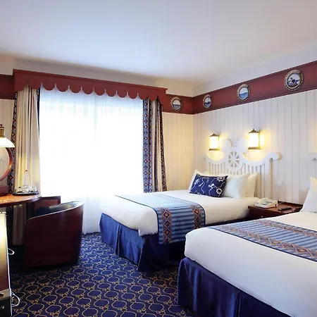 Hotel Newport Bay Club
