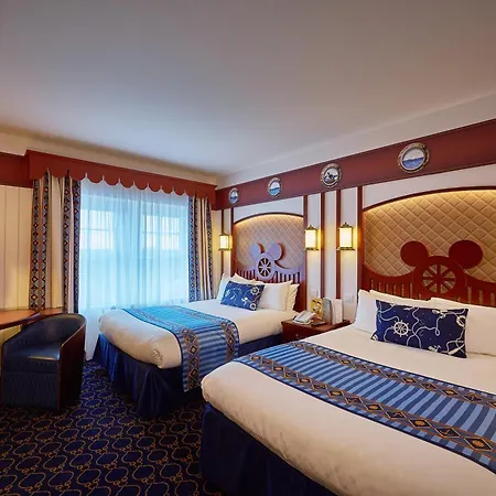 Newport Bay Club 4*