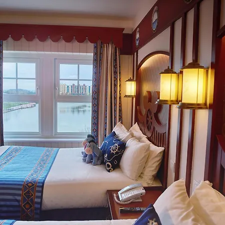 Newport Bay Club 4* שסי