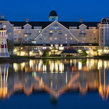 Newport Bay Club 4* שסי