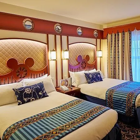 Hotel Newport Bay Club