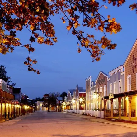 Hotel Newport Bay Club 4*