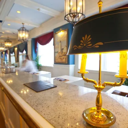 Hotel Newport Bay Club 4*