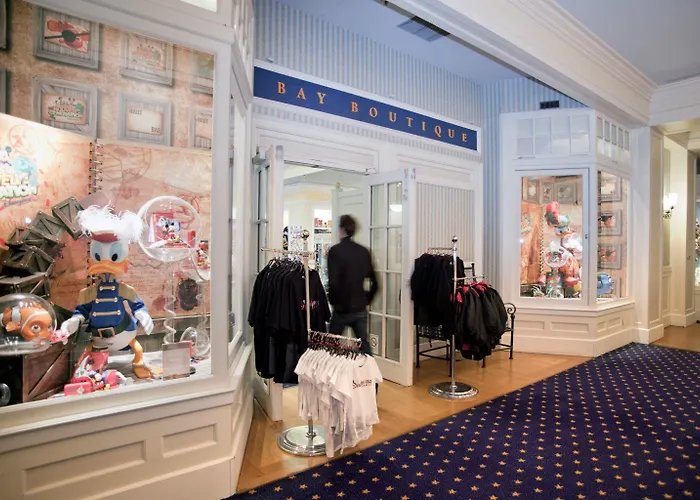 Hotel Newport Bay Club