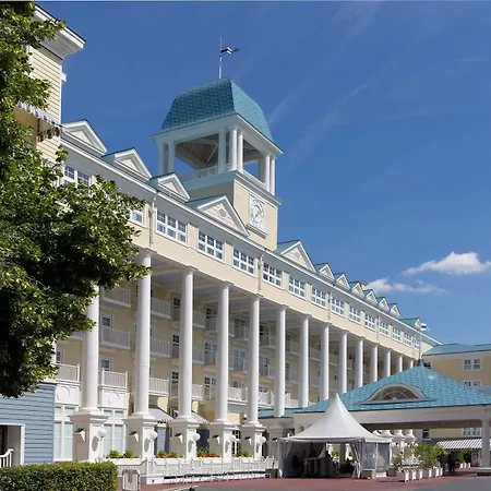 Hotel Newport Bay Club 4*